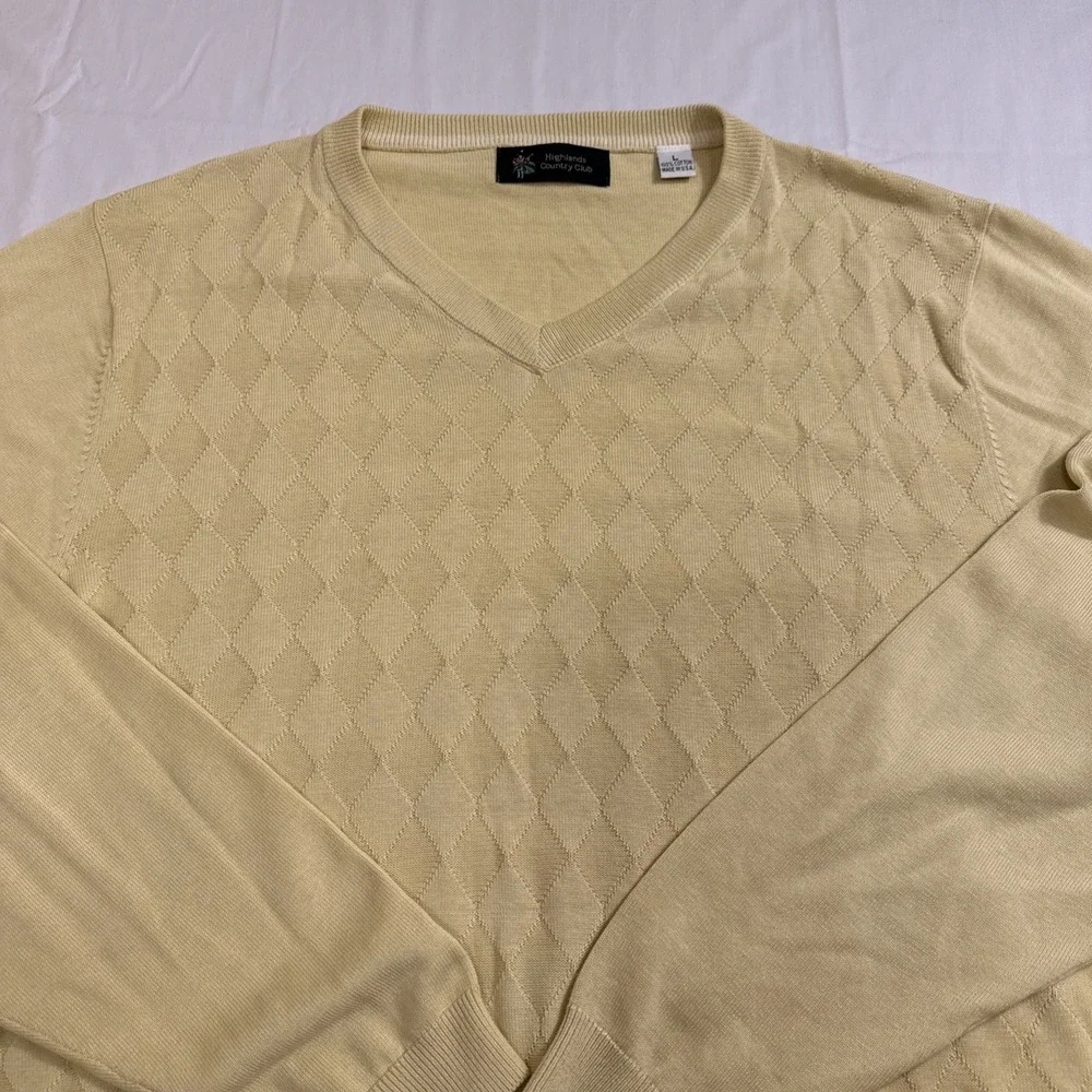 Golf Sweater MENS LARGE V-Neck PULLOVER YELLOW HIGHLANDS  VINTAGE